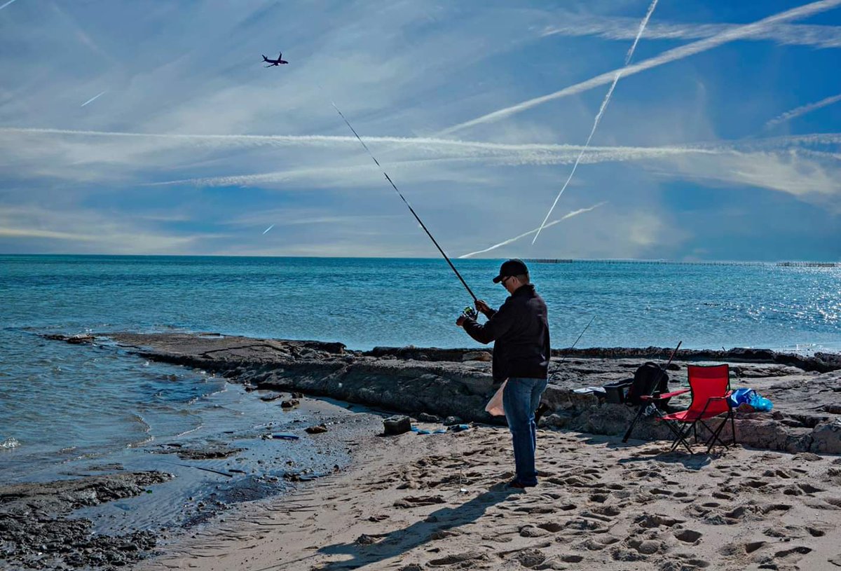 MYEmbKuwaitCity's tweet photo. Embassy of Malaysia in Kuwait, in collaboration with the Malaysian Association in Kuwait (MAK) on 22 December 2018 had successfully organized the inaugural Malaysian Fishing Competition 2018 at the pristine Al Nuwaisseb Beach, near Kuwait-Saudi Border. #engagement #pmrm https://t.co/Xl8FAT571f