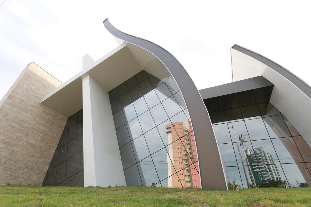 Êx 26 - Os detalhes da construção e acabamento do Templo foram dados pelo próprio Deus, ensinando-nos que o local de adoração é importante e relevante no plano da salvação.