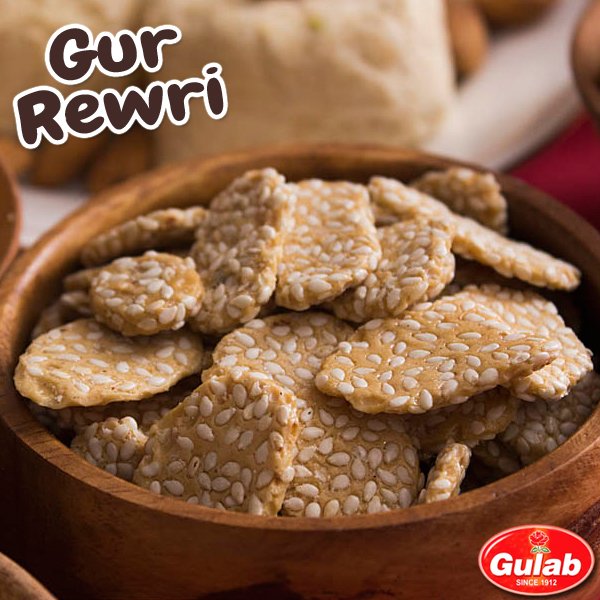 foodebaba's tweet photo. We brings to you the world's most renowned Gur Rewri from the house of 100% original Gulab Sweets in Rohtak! Made from purified jaggery (Gur), pure desi ghee, sesame seeds (Til), cloves (Laung) and cardamom (Elaichi).

Order Now: https://t.co/hrr8pPmip4 https://t.co/ERTArp5InA