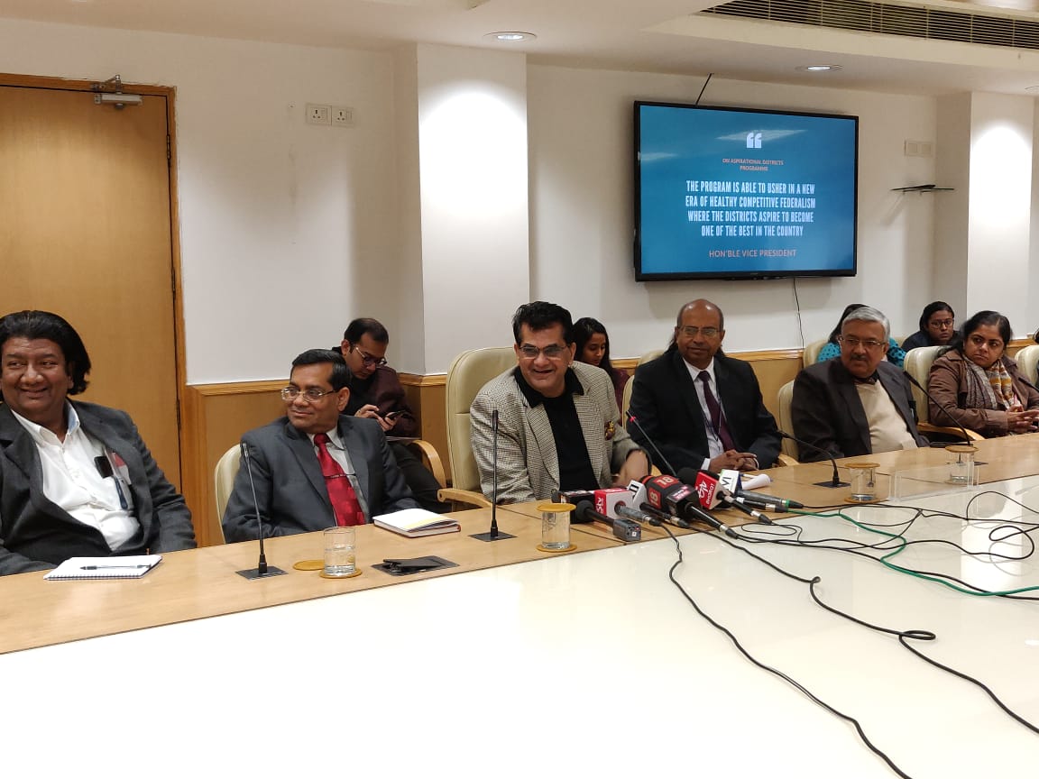 NITIAayog's tweet photo. Collaborative efforts of the Centre, State &amp; Districts leads to inclusive development. Competitive spirit can do wonders &amp; the template of the #AspirationalDistricts programme can be utilised in other parts &amp; development programmes for the country: CEO @amitabhk87 https://t.co/dNS1ol4NzN