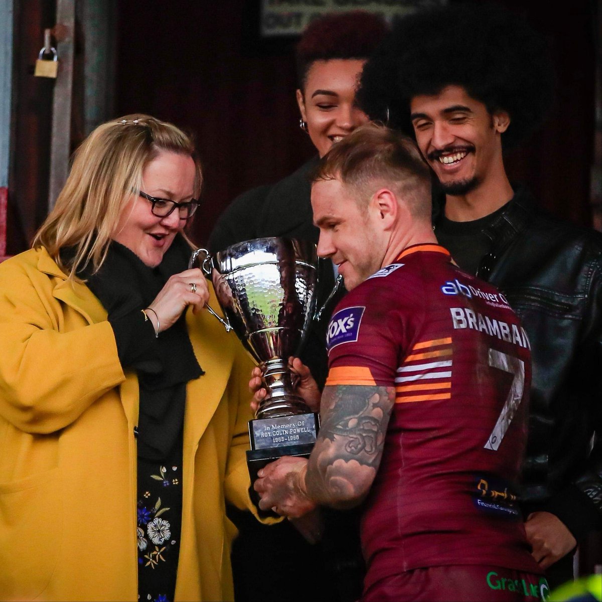 BatleyRLFC's tweet photo. 20 years ago today we lost a giant of a man, in every way. We were honoured and proud to have Roy's family, Helen, Lewis and Melissa, with us at yesterday's game to present the Roy Powell Trophy.
@leedsrhinos @OfficialBullsRL @TheRFL. Thanks to @nevster11 for the photos https://t.co/0b2PnIm04F