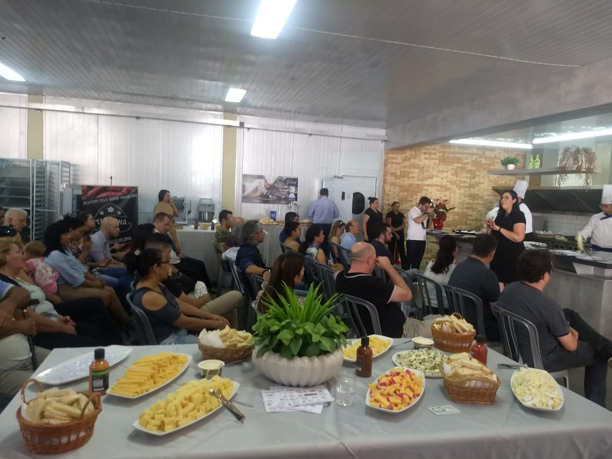 praticabr's tweet photo. Espaço Prática Zanotti é inaugurado em Ribeirão Preto/SP, veja como ficou: https://t.co/hEr5CtC8TA
#praticabr #zanotti https://t.co/7HKeiMeUGN