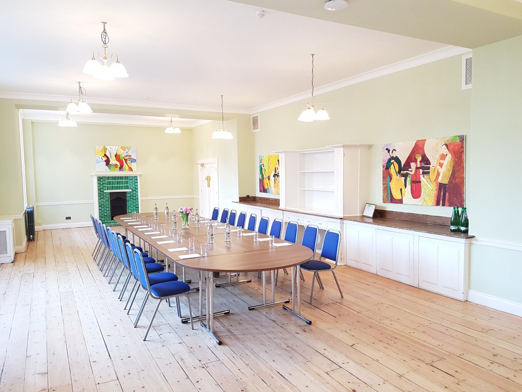 This recently refurbished venue is @marywardhouse - a stunning Grade 1 listed Conference Centre with 13 unique spaces to hire. This venue is fantastic for meetings, conferences, exhibitions, receptions &amp; even Wedding Receptions. Get in touch for more info.
