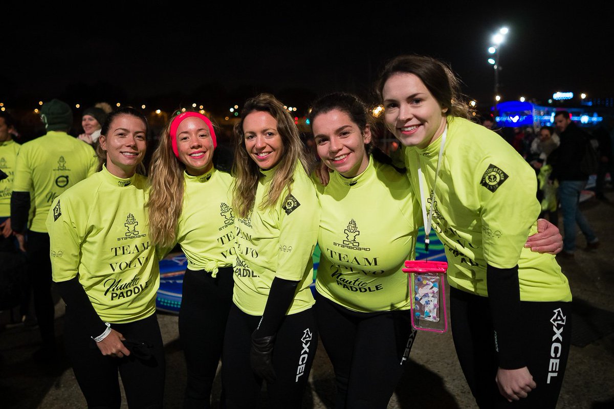 Chloe_penderie's tweet photo. Cap de participer à la Nautic Paddle ?! 11km de paddle sur la Seine en plein mois de décembre... 💪❄️ Avec mes copines de l'association #HappyRunningCrew, on a relevé le défi lancé par @VolvoCarFR et on vous raconte cette aventure sur notre blog ➔ https://t.co/Dy9cFUJXtj https://t.co/kUHRknX0Wt