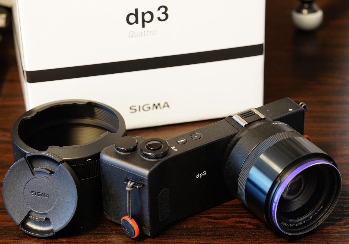 meat_pie_x100t's tweet photo. 中望遠単焦点コンデジ来ました！
これから使うのが楽しみです✨
#Sigma #dp3Quattro #α9 #FE90mm https://t.co/GJtJlWViVm