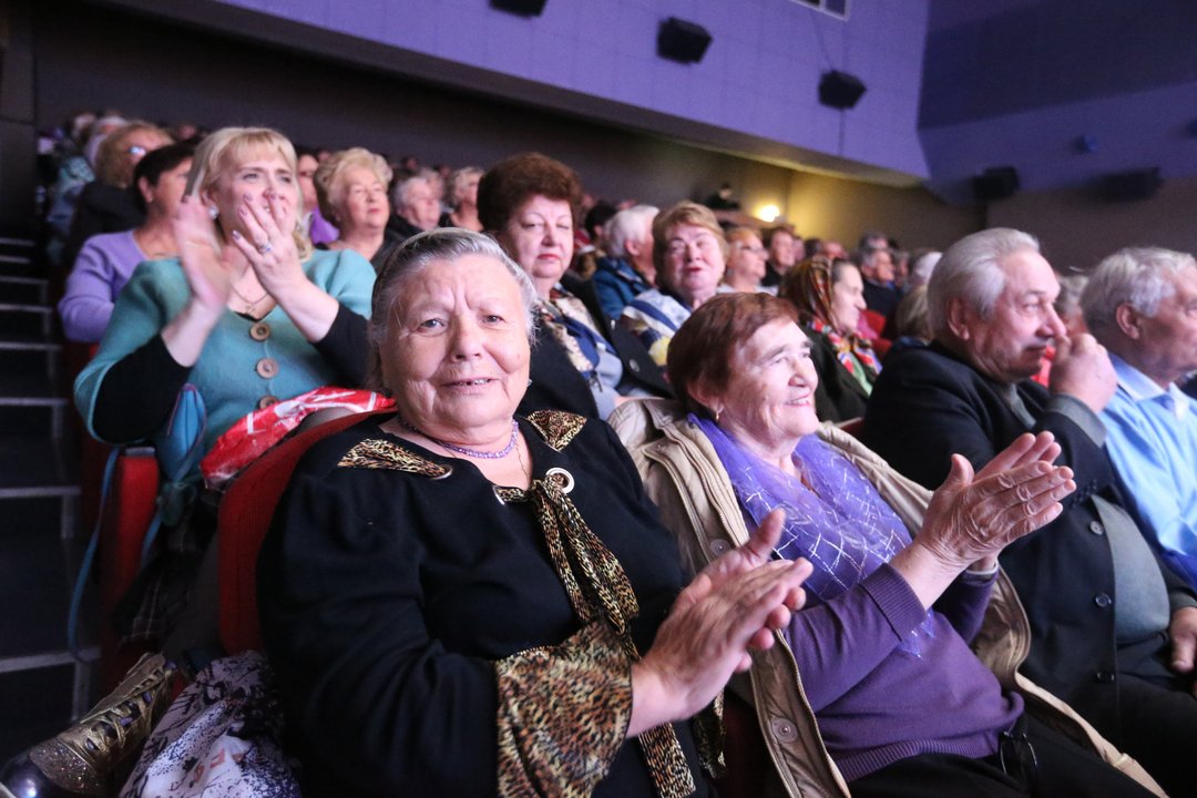 куда сходить. мероприятия для пенсионеров. активное долголетие пенсионеры в коломне. жители москвы. куда сходить пенсионеру в москве.