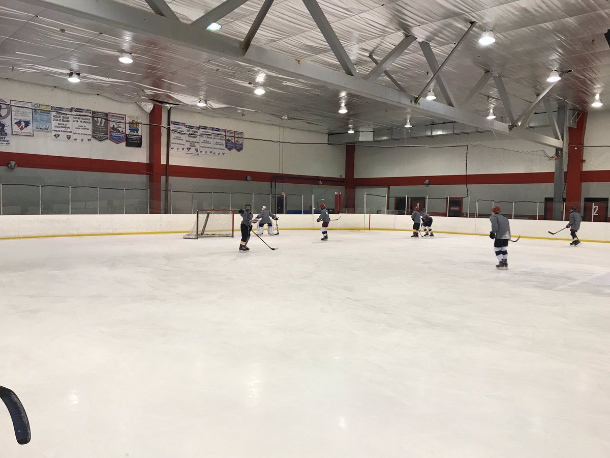MyraBurrell's tweet image. Players of the @ForceNc U10, U12, &amp;amp; U12LA had a blast during the player/adult (dads) game!  #funwashadbyall #saulsinabox #2minutesfortripping