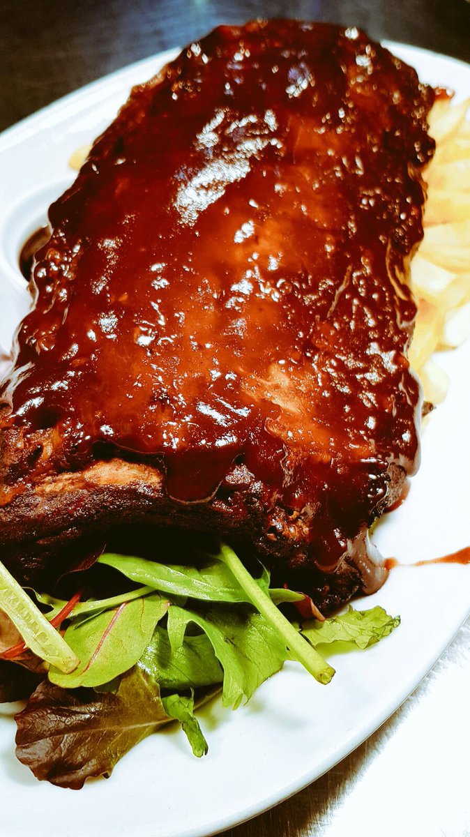 The_Pier_House's tweet photo. Hungry or thirsty we have something for everyone 😋🤤
Book a table now 01237 477777 option 2 or just come along and grab a table in the bar and treat yourself or someone

#visitwestwardho #northdevon #food #drink https://t.co/mtHDrmxI0t