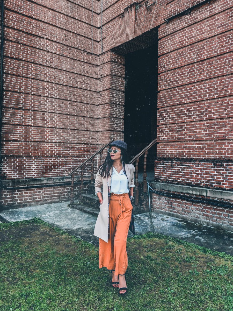 thatbuskindiary's tweet photo. #artichauhan #winter #styleinspo #fashionblogger #indianfashionblogger #uttarakhandblogger #dehradun #fri #forestresearchinstitute https://t.co/zTnoGO1I3a