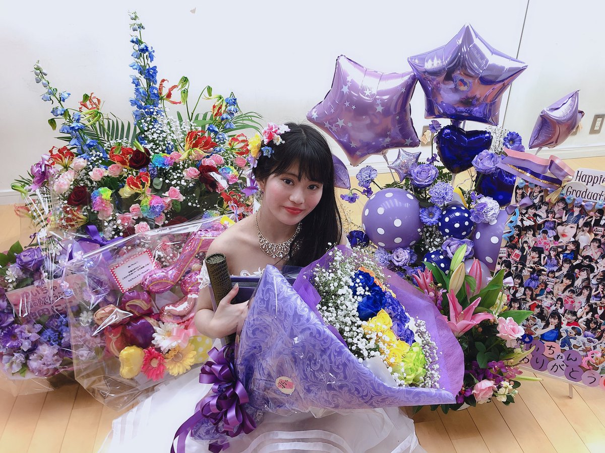 osu_yui_'s tweet photo. 石原優衣卒業LIVE本当にたくさんありがとうございました💘💘
たくさんの大好きな紫色で本当に綺麗でした。ありがとう。もう大好きなライブは出来なくなっちゃうけど綺麗な景色絶対に忘れません。みんなも忘れないでね？💗世界で１番幸せです🙂💜みんなのことOS☆Uのことが大好きです💓
#おーえすゆー https://t.co/h3jsjL4JXr