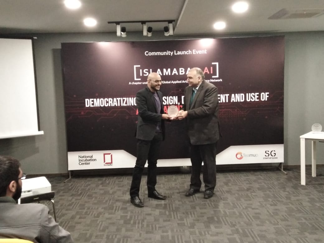 alinazeshan's tweet photo. We appreciate Mr Shahrukh Babar for his participation on behalf of Xylexa on the event of https://t.co/zjGiAxqBeI.
#DeepLearning  #ArtificialIntelligence #xylexa #thecityai #MachineLearning #Islamabadai https://t.co/7ExRa6piUy