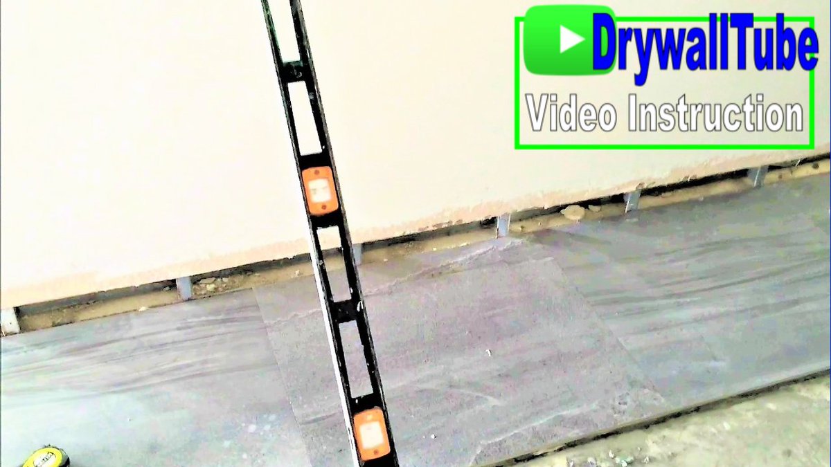 Peckdrywall's tweet photo. 🔵New upload! 👉🏼https://t.co/SVcUPvjAOw The drywall has been cut for the flush baseboards and also a peak at the new tile flooring in this episode of my Wednesday Walk video series. #remodeling #drywallproject #drywall #YouTube #YouTuber #drywallcontractor #WednesdayWalkthrough https://t.co/OJDDT0RFVC