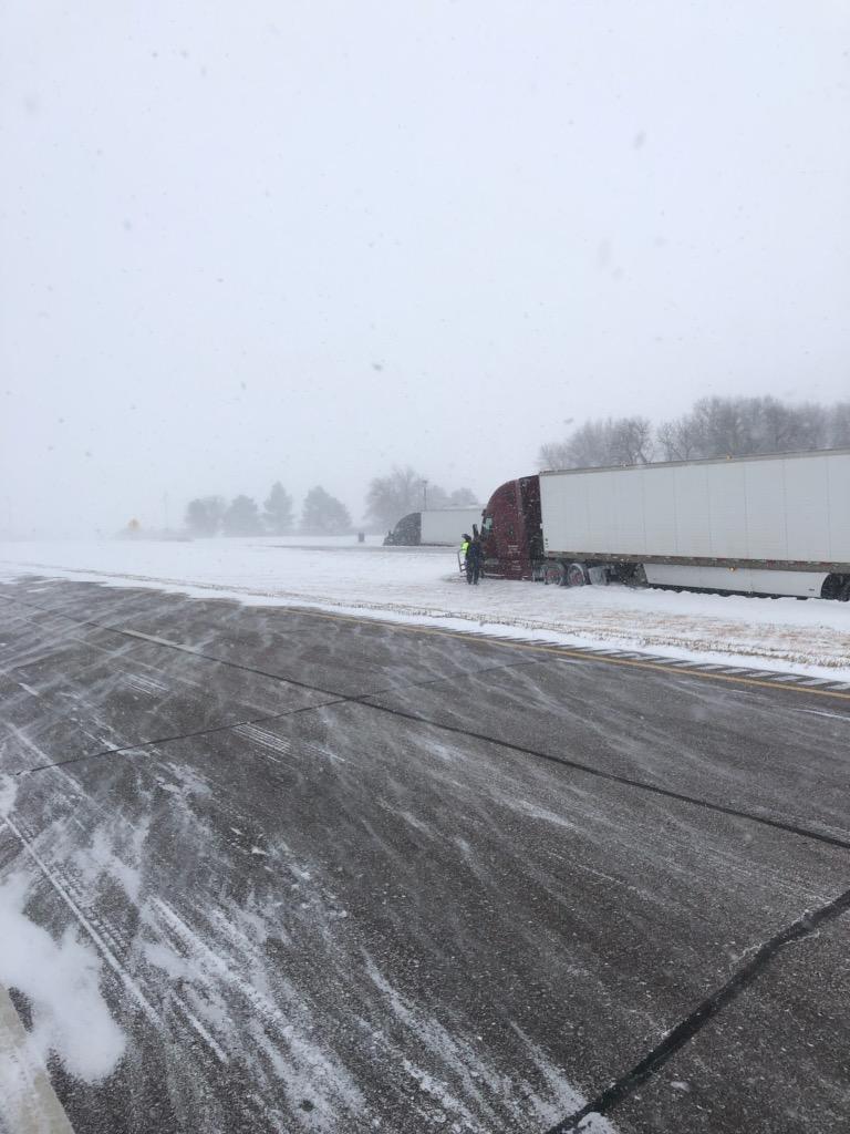 View image on Twitter