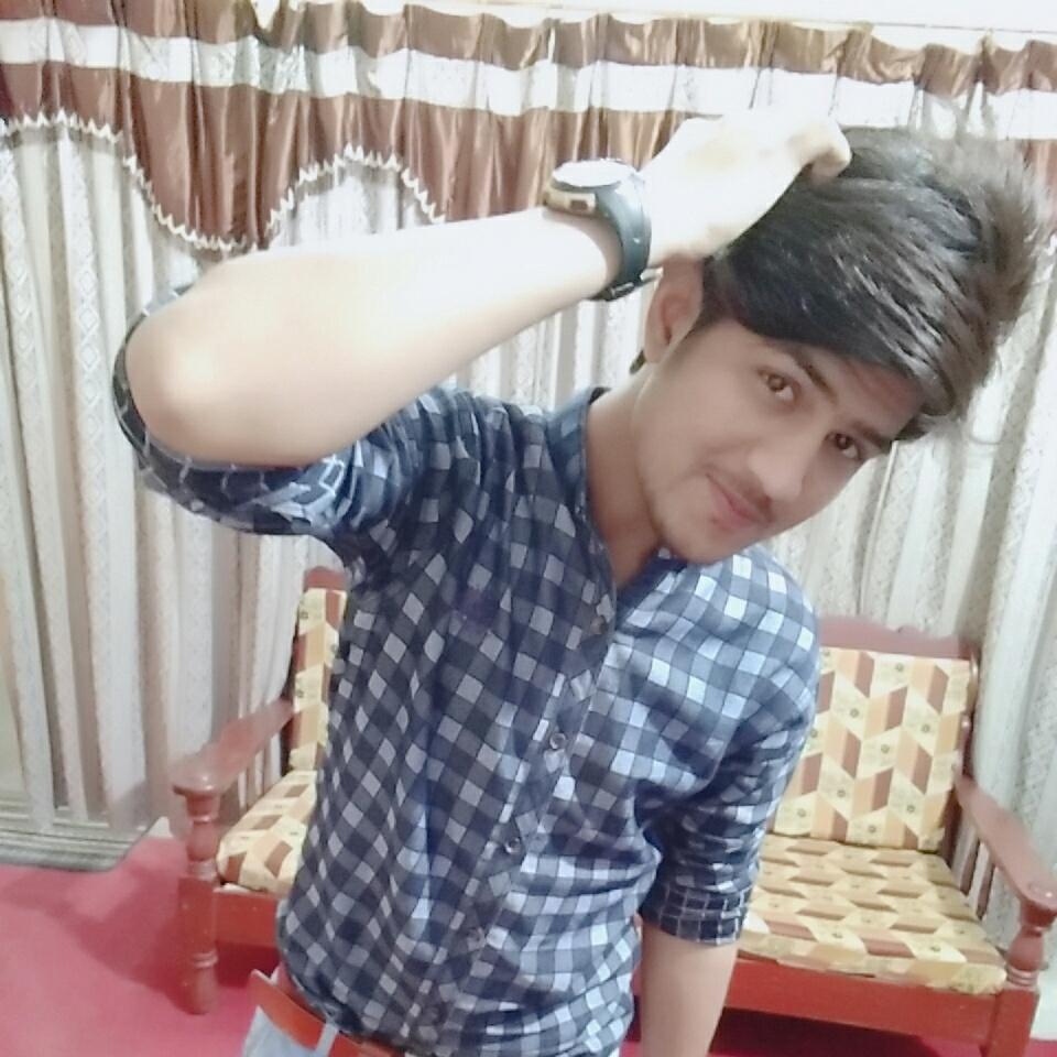 RAoShezi985's tweet photo. #NewProfilePic https://t.co/t4OmPcWz5n