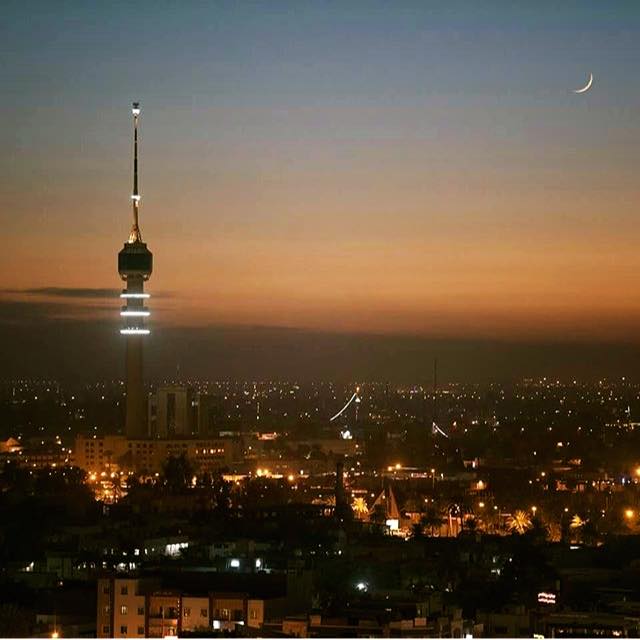 Hunna_DOS's tweet photo. تزامنا مع #اعياد_الميلاد و #رأس_السنة الجديدة، #العراق يحتفي بجهود اعادة الاعمار والاستقرار ويعيد افتتاح برج #بغداد بعد ١٥ عاما من الاغلاق. 

#عاشت_ايدك
#سنة_جديدة_سعيدة 
#كرسماس https://t.co/CtpORN9E2z