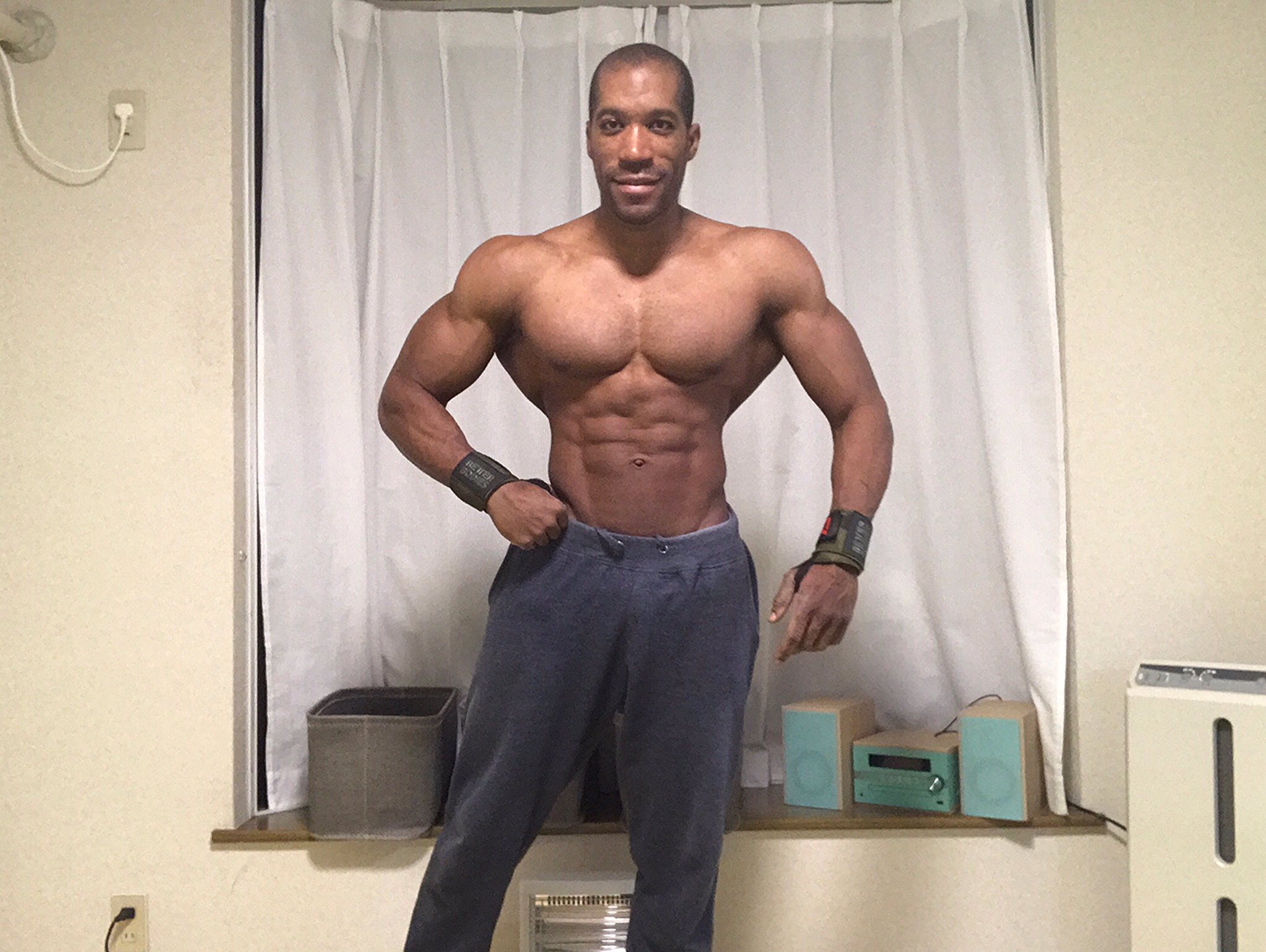 身长175～182cm    体重 85～110KG 182センチ85キロの見た目やBMIは？男女の平均体重も大公開