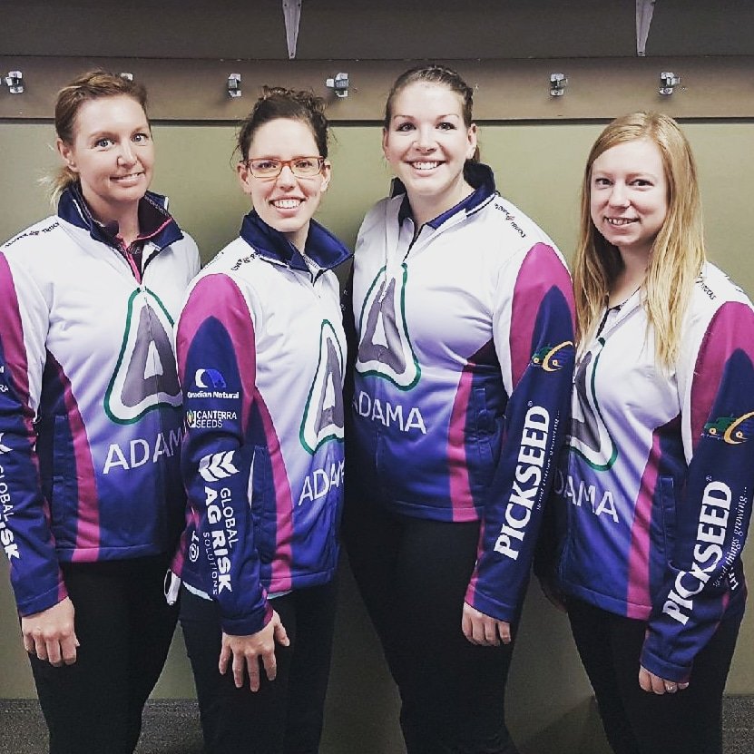 TeamSmartCurl's tweet photo. Merry Christmas &amp; all the best in the New Year. We are hoping to start it off right with a birth into the Alberta Scotties Provincial @ADAMA_CAN @PickseedCanada @canterraseeds @utiliytrainer @CNRLCareers https://t.co/iUcnwdjTT8