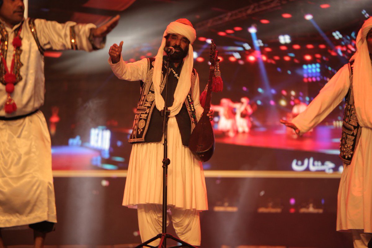 VofBalochistan's tweet photo. The night was hosted by Faisal Qureshi & Madiha Naqvi.
National level singers also performed.
The Egyptian and Chinese troupes also represented their cultures.
#BEA2018 #Balochistan https://t.co/HJgTmp8nxc