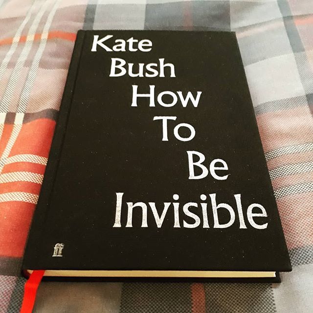 JH_Barron's tweet photo. "They never go for walks, maybe it's because the moon's not bright enough. There's light in love, you see." My Christmas present du jour, courtesy of @barbie7592! #katebush #howtobeinvisible #bookstagram #bookworm #bibliophile https://t.co/GiiduLNd7s https://t.co/gFJPcMXKcF