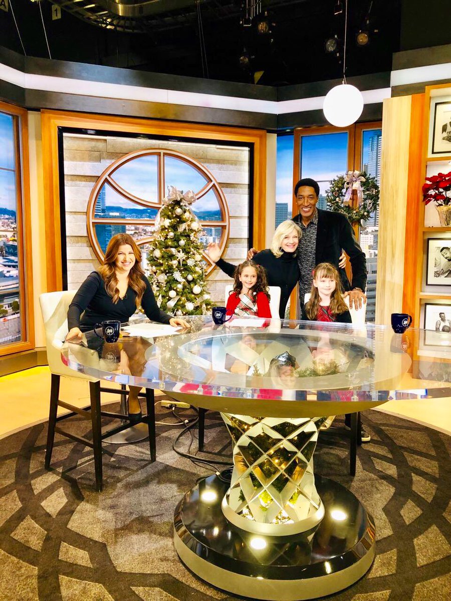 ScottiePippen's tweet photo. With the lovely @DianeSawyer, who is @Rachel__Nichols’ mother-in-law, on the set of The Jump 🎄 https://t.co/H4TJOIYLy2