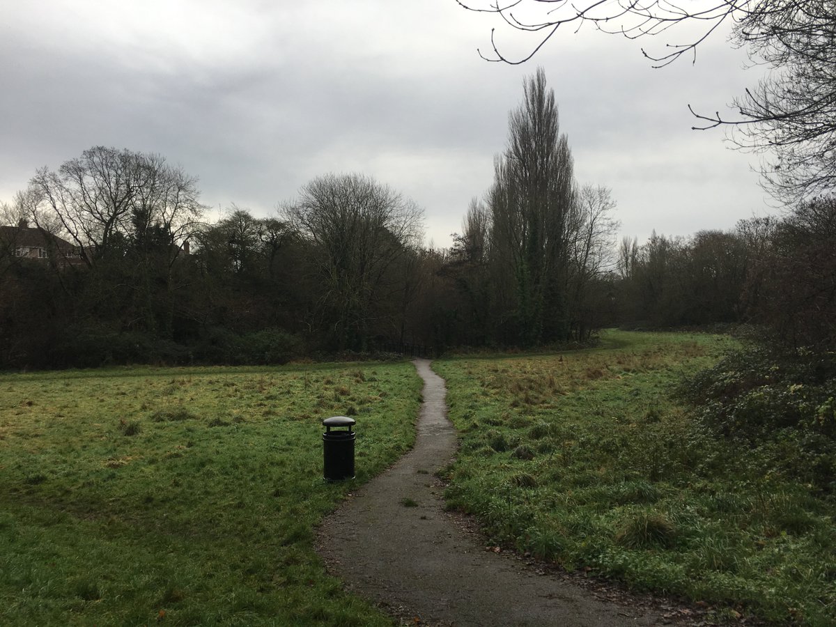 Justice4Cotham's tweet photo. Much talk from lobbyists of the lack of other green space near Stoke Lodge. What about the Trym Valley? Open grassed areas, dog bins and wooded paths just 200m from Stoke Lodge. And on the Sunday morning @Justice4Cotham visited, not a dog in sight! @BristolCouncil @BristolLive https://t.co/VQxu4FMdwt