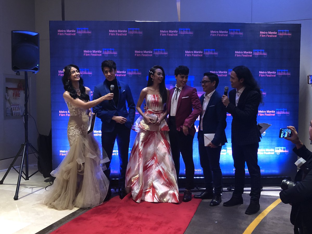 iamjamesbanaag's tweet photo. MayWard, Donny, and Direk Barry Gonzalez at tonight’s #MMFFAwardsNight2018. https://t.co/WTAZB5iSFM
