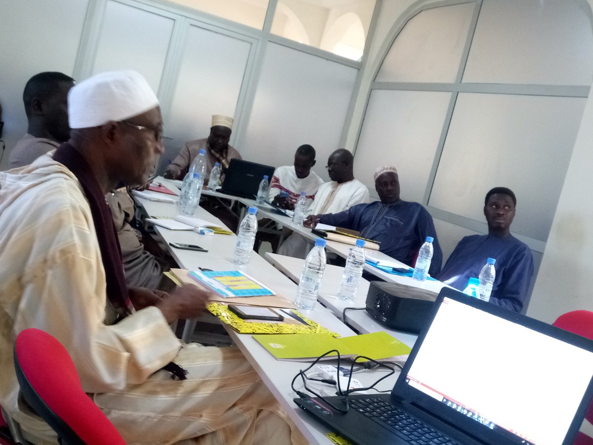 ArcspdS's tweet photo. 2éme jour formation des leaders religieux sur les média sociaux
#ARCSPD
#FatwaSante
@mousse_fall @taphawelegmail1 @SaybatouM @AdamaKanoute8 https://t.co/27FumRzz6z