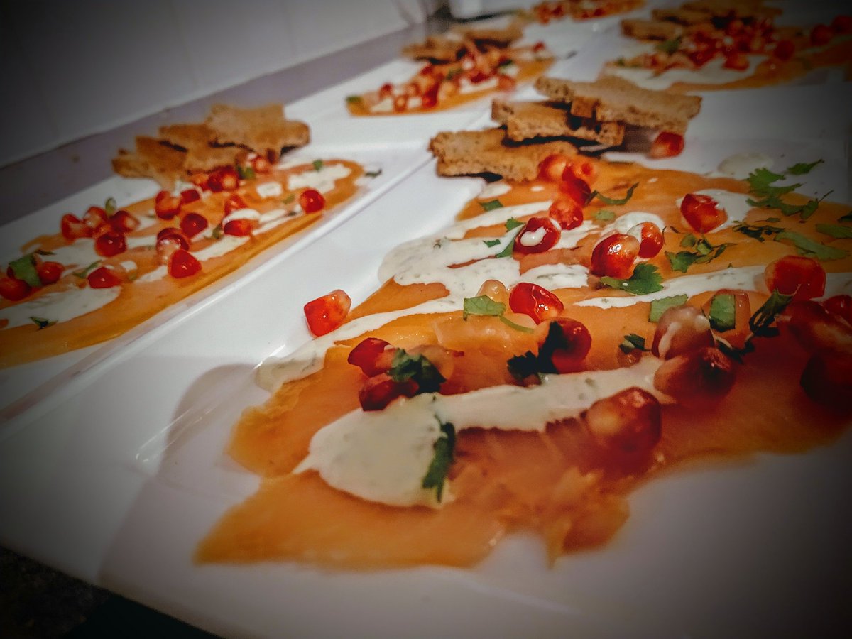Loge_10's tweet photo. We made this lovely salmon carpaccio on Christmas Eve #salmon #christmas #cooking https://t.co/Jlxv2E8JZ6