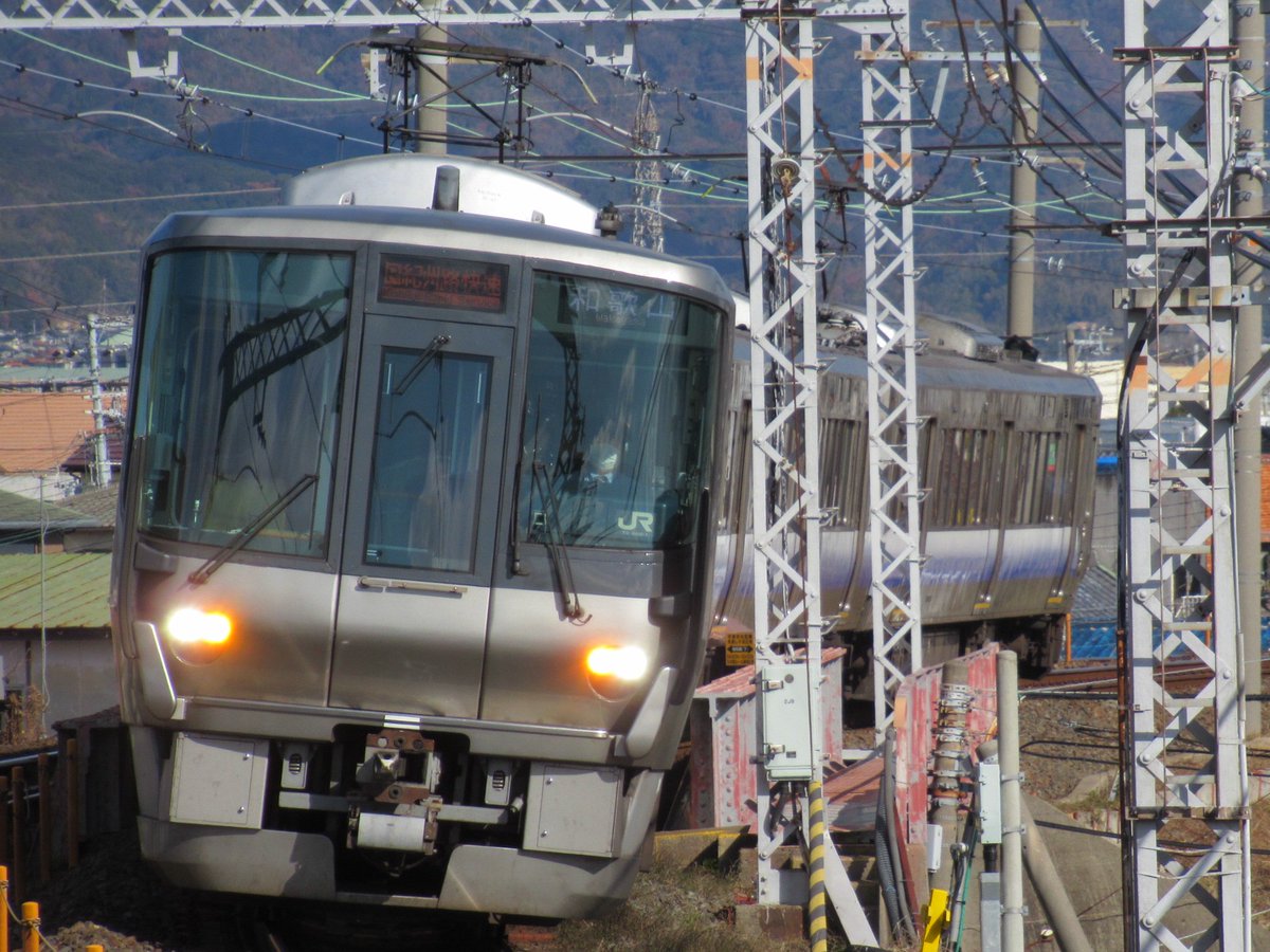 藤白歌伊 紀伊中ノ島駅で撮影 久々にコンデジを起動して撮影しました まだ一眼持つの早いんかなと思いました