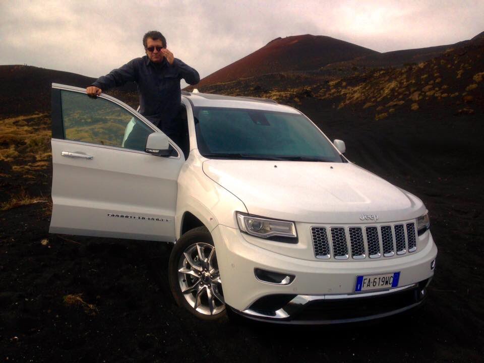 RumBat's tweet photo. #tbt
#etna sakin idi, birkaç yıl önce... Kurumuş lav ve tüf tortulları üzerinde nefis bir #offroad yapmıştık, Sicilya’da... @jeep #grandcherokee #sicily #sicilia #4x4 #overland #trailhawk #summit #limited #nighteagle #quadralift #QuadraTracII #QuadraDriveII #4wd #SelecTerrain https://t.co/Ne5QRHSTqO