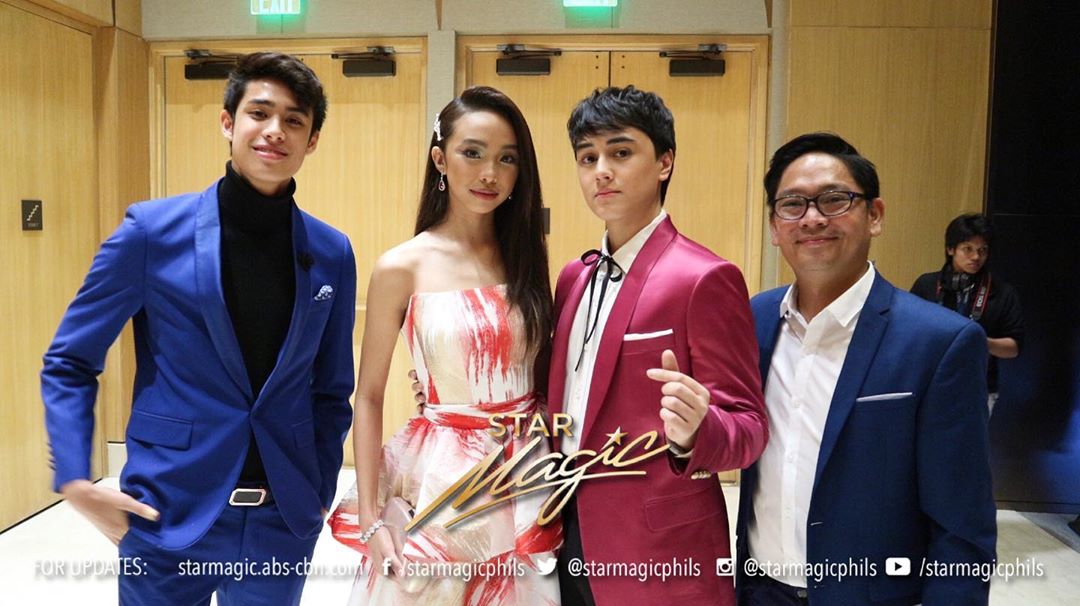 flyer_chavz's tweet photo. LIVING BARBIE DOLL,MARYDALE!💕

"Donny Pangilinan, Maymay Entrata, Edward Barber and Direk Barry Gonzalez of Fantastica at the MMFF2018 Awards Night!"

LINK:https://t.co/a70prAmQDI

@maymayentrata07 @Barber_Edward_ 
#MAYWARDatMMFFAwards2018 https://t.co/MVwrFqwMBl
