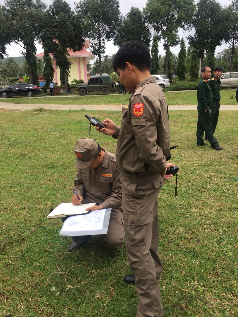 halinhtra's tweet photo. Happy to be back in Bình Định with team to discuss prioritisation w local authorities for survey/clearance in 2019 #clearedland for #development #SDGs @UNDPVietNam @officialKOICA https://t.co/bg11b8POxI