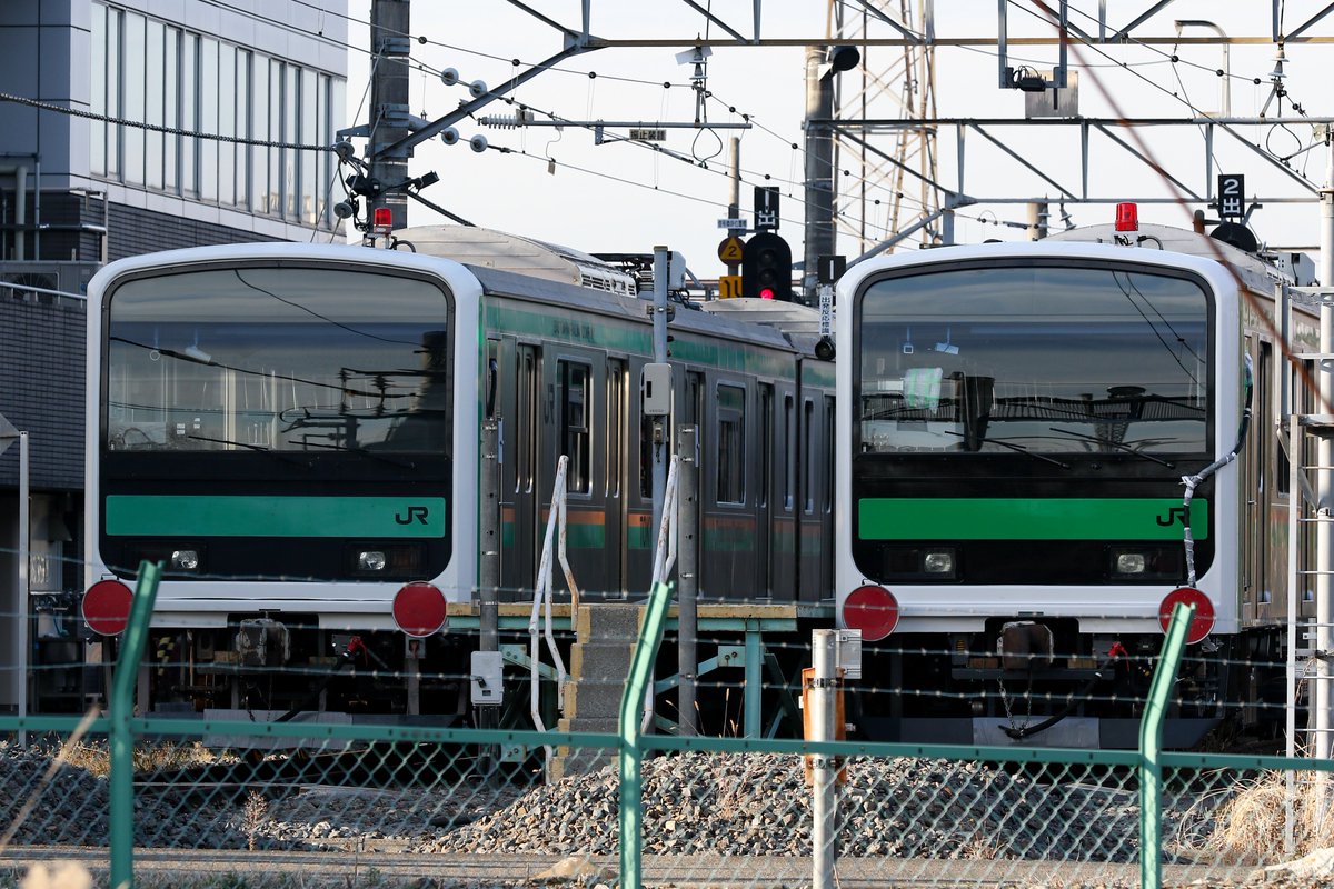 東運 東京 大宮総合訓練センターの訓練車 9系 改造 が甲種輸送されるということで 郡山総合車両センターからやってきた機器更新車 これまで使用されていた車両の輸送をそれぞれ撮影 新旧訓練車 の並びや幕張の9系との並びも撮れて大満足です笑