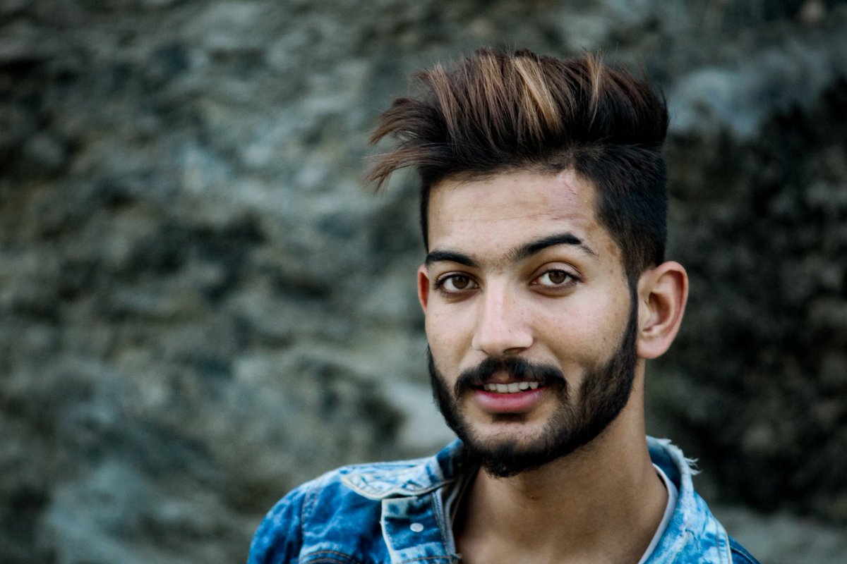 lucky_xerxes's tweet photo. pain shapes a
man
into a
warrior
.
.
.
.
.
.
#potrait #photography #branwolf #tonimahfud #jubinshah #sameer_mark https://t.co/t2vxUHs2iG