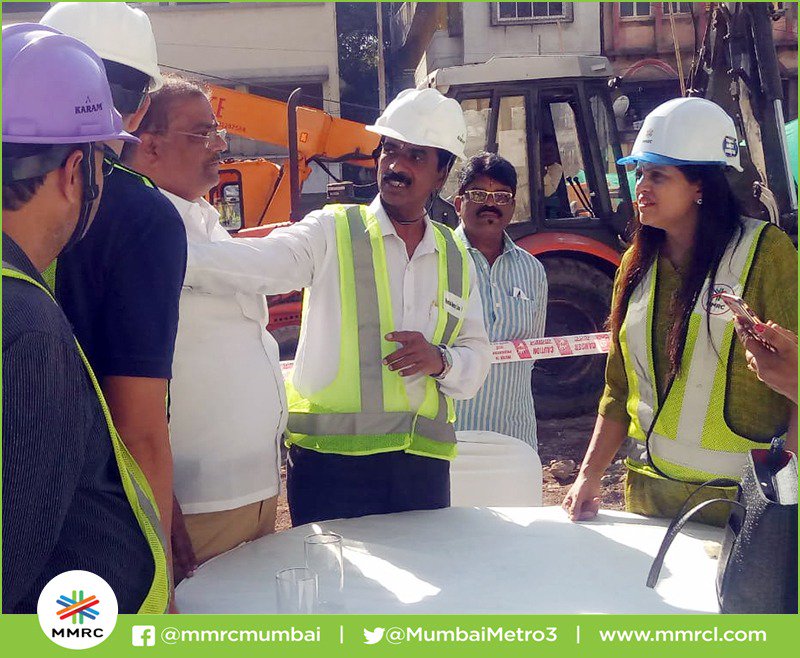 MumbaiMetro3's tweet photo. MMRC begins piling &amp; commences work in Kalbadevi area today in presence of @AshwiniBhide MD MMRC, @SubodhGupta_  Dir Projects, @aa_bhatt Dir, Systems &amp;  @RamanaR4 ED planning and local people's representatives.MMRC thanks local citizens for their continuous support. https://t.co/qH7LwqeayL