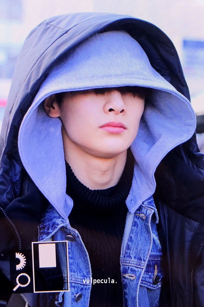 StrayKidsBrasil's tweet photo. 「 #PREVIEW • 27.12.18 」
Jeongin chegando para o ensaio do Especial do KBS Gayo Daechukje

↳ cr. vulpecula.
#StrayKids #스트레이키즈 @Stray_Kids https://t.co/P3dRVNYTp1