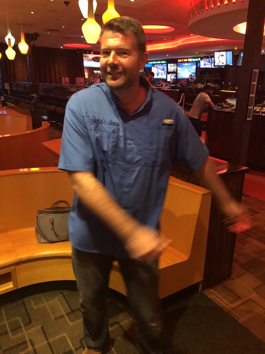 Joann6179's tweet photo. Happy Birthday to the coolest Boss! #diamondresorts #diamondcareers #diamondrecruiting #diamondfun #coolboss #awesomeleader @TheTNPatrick @TheVacationDR @RhettBolling @tom_savino https://t.co/FelfqmhSLd