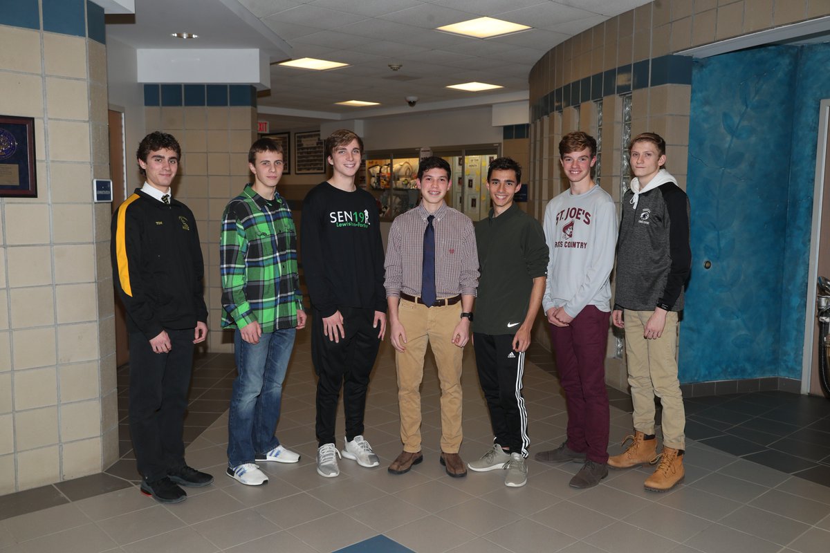 bufnewspreptalk's tweet photo. Meet the All-Western New York Boys Cross Country Team: https://t.co/FxJFYUYRcf https://t.co/9fYXngLxkb