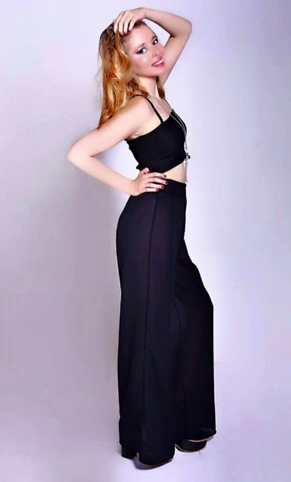 Vethel_oficial's tweet photo. • #top #Wendy y #palazzo •
☆ DISPONIBLE
☆ Consultas por inbox. •
☆ Imagen Ilustrativa
#veranoentouch #springstyle #verano2019
#summer #touchmodaok
#renovate #ss19 #outfit2019
#navidadentouch #yovoyatouch https://t.co/9qgKN1wdb2