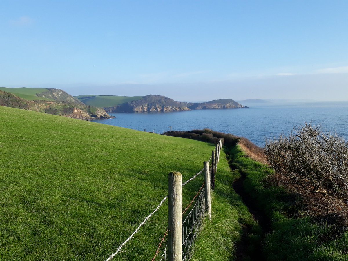 BevHunt72's tweet photo. So well into my #Walk16 of 50 for @HumanimalTrust ..it's been sunny and warm.. and hilly but very enjoyable..on the homeward stretch now πππ
https://t.co/dxBulGmP08 https://t.co/ivSgJIuEV3