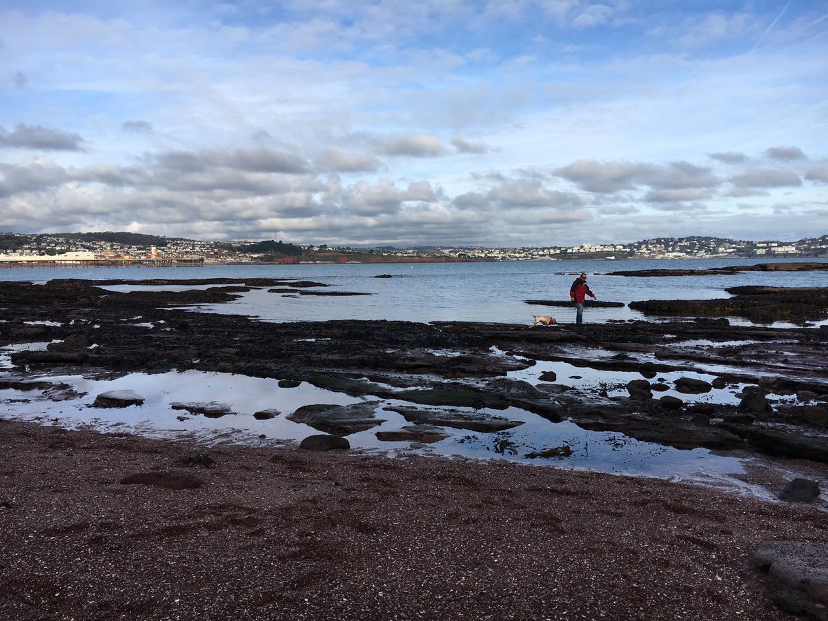 BlueMoonDevon's tweet photo. Boxing Day in Fairy Cove #Paignton #torbay #beach @DevonLiveNews @wearesouthdevon @visitsouthdevon @Devon_Matter https://t.co/BThl1t3PAS