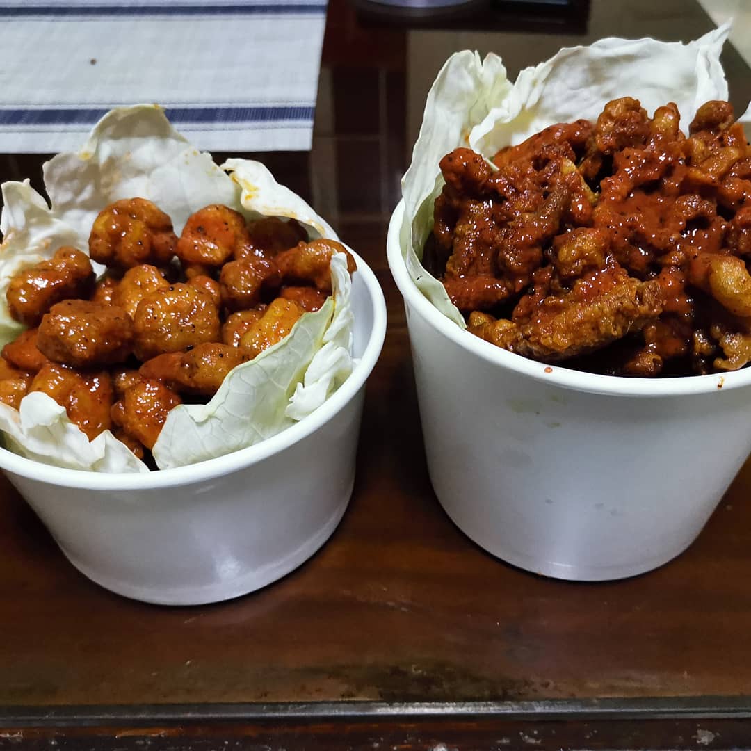 chikapopcdo's tweet photo. Bucket of madness is here.  2 large crispies and 2 large poppers of any flavor you want. Awesome for sharing.  Preorder now by contacting us at 09561256379. We'll be delivering it to anywhere in the city of Cagayan de Oro on Dec. 29, 2018. #chikapopcdo #whatspoppin https://t.co/7XmK6IMOop