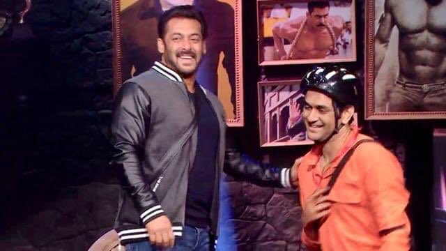 Iam_VikasGupta's tweet photo. Yes it’s #BiggBoss12 OMY to my house &amp; Like @LaghateParth &amp; @_ravidubey said Ghar ka Bulaawa hai jaana to hoga 😊 It’s @BeingSalmanKhan Sirs birthday 🎂 How can I not go. Happy Birthday Sir . U will always be someone I want to make proud 🙏 Wish good health &amp; happiness for you ❤️ https://t.co/O6C3TGarFk