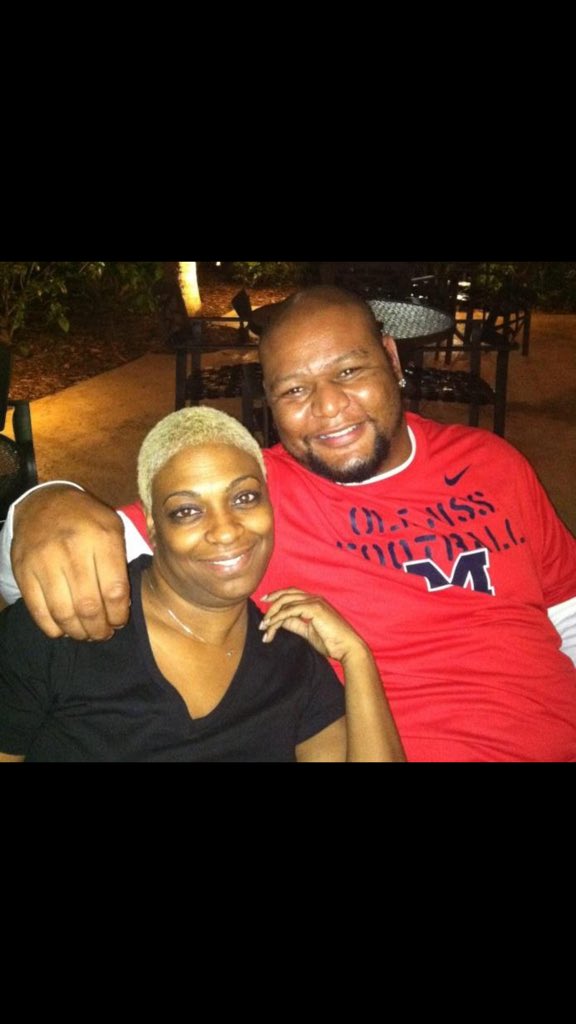 leslytj's tweet photo. Happy birthday @dmcallister26 https://t.co/Jq7vgdT83B