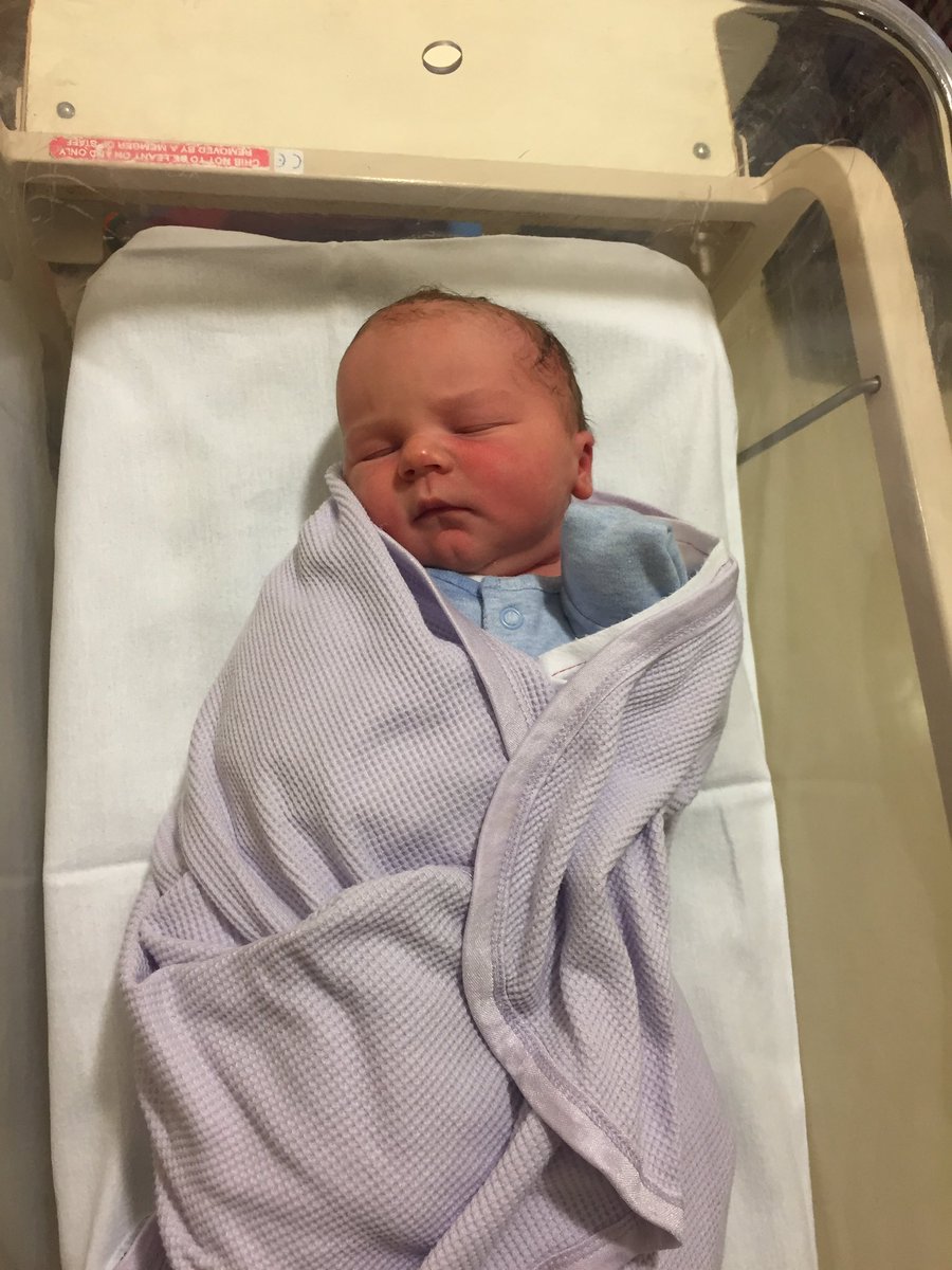 Dorra373's tweet photo. Welcome to the world baby Freddie 💙 born 10.07 am weighing 9.4lbs. Big lad just like his dad 😁 https://t.co/yOsyYwAWEZ