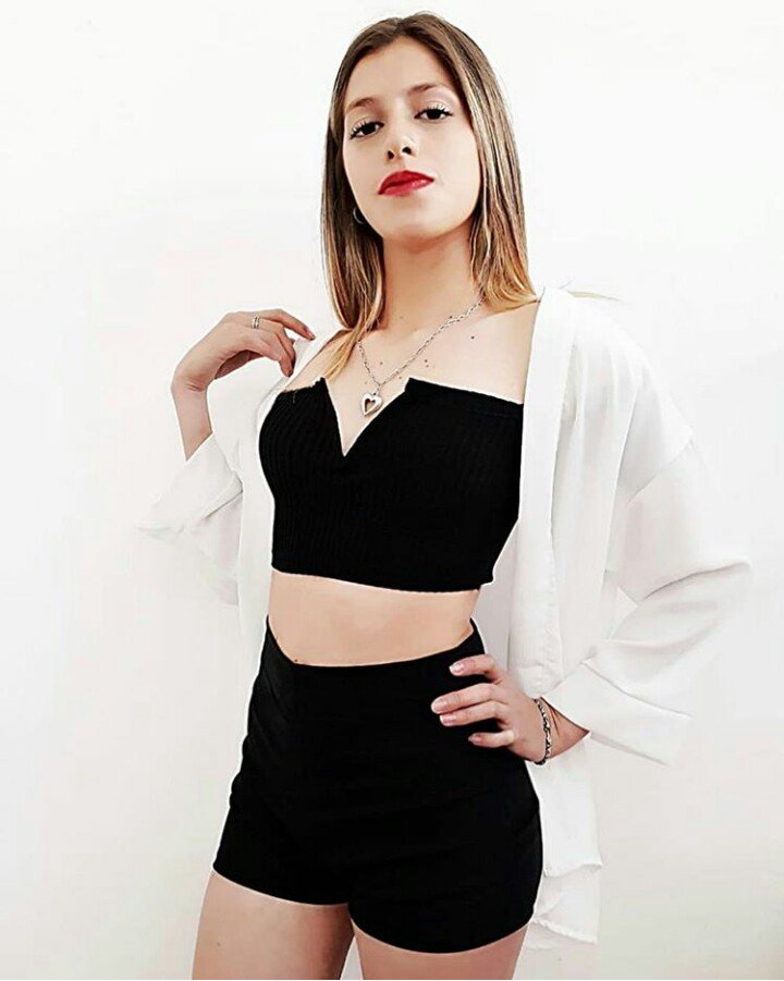Vethel_oficial's tweet photo. • #Kimono natural, Top #grecia, Short #romana•
☆ DISPONIBLES
☆ Consultas por inbox.
☆ Imagen Ilustrativa
#veranoentouch #springstyle #verano2019
#summer #touchmodaok
#outfit2019
#yovoyatouch #ootd
#getthelook #añonuevoentouch
#summerfavorite #natural #top #short https://t.co/6iiad2pLrK