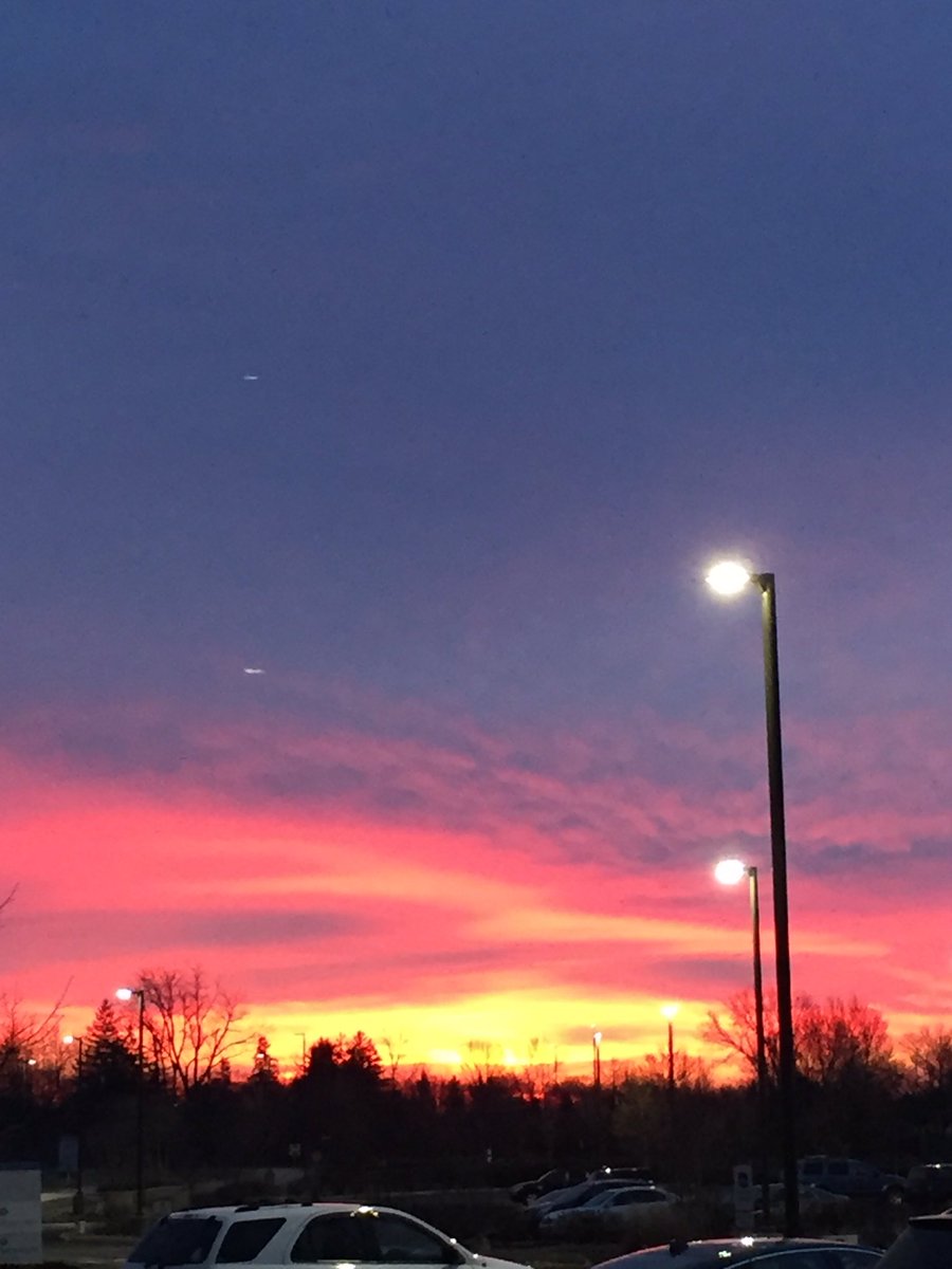 RobinRi78948105's tweet photo. Beautiful sun rise to start off my morning. https://t.co/ogPmgWayb2