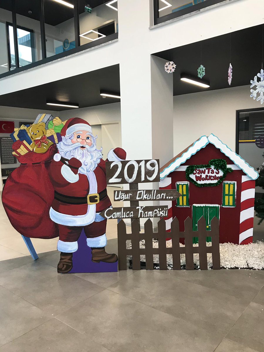 Uğur Okulları Çamlıca Kampüsü Yeni Bir Yıl🌲 ❄️ ⛄️