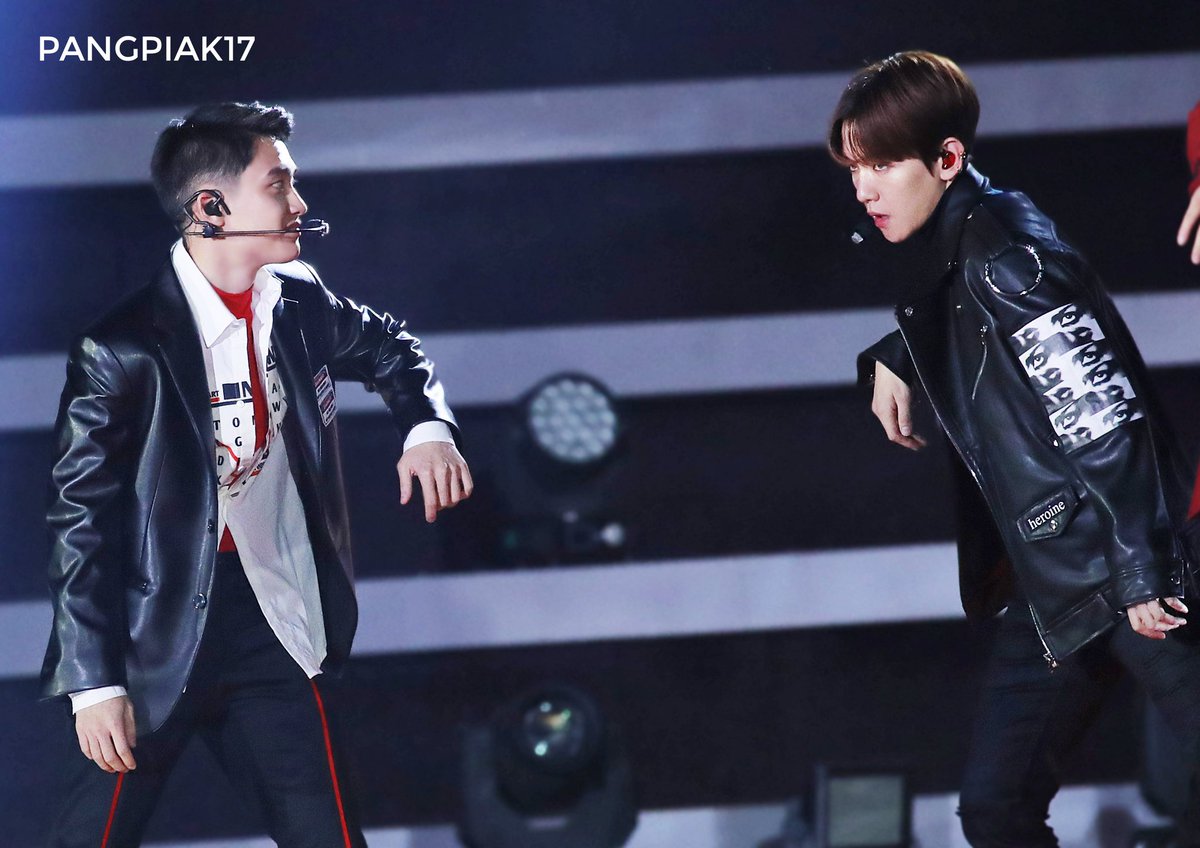 pangpiak17's tweet photo. 181225 ยัยน้องงงงงงง #baekdo #BAEKHYUN #KYUNGSOO​ #SBSGayoDaejun2018 https://t.co/0zPtgYjIh7