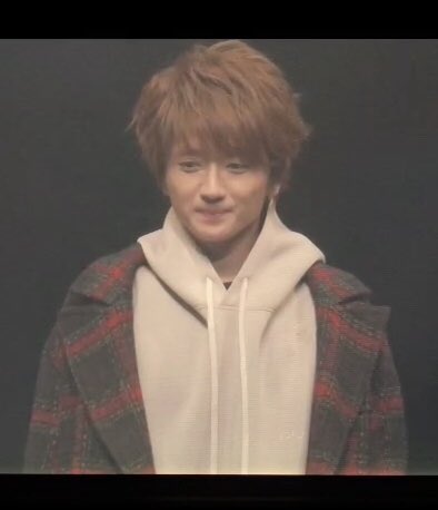 a_usayu24's tweet photo. つい舌をペロッと
→あ。抜かれてた
→はずかしっ
→まだみんな見てるかなチラ|ω•*)
この3秒間で萌が渋滞。西島かわいいかよ♥
#AAA #CALAfterparty https://t.co/SE9AlH2fq3